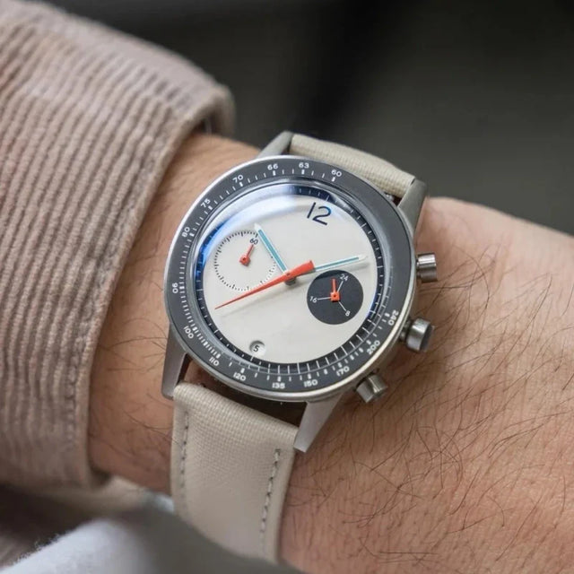 Ertan – Bauhaus Chronographenuhr